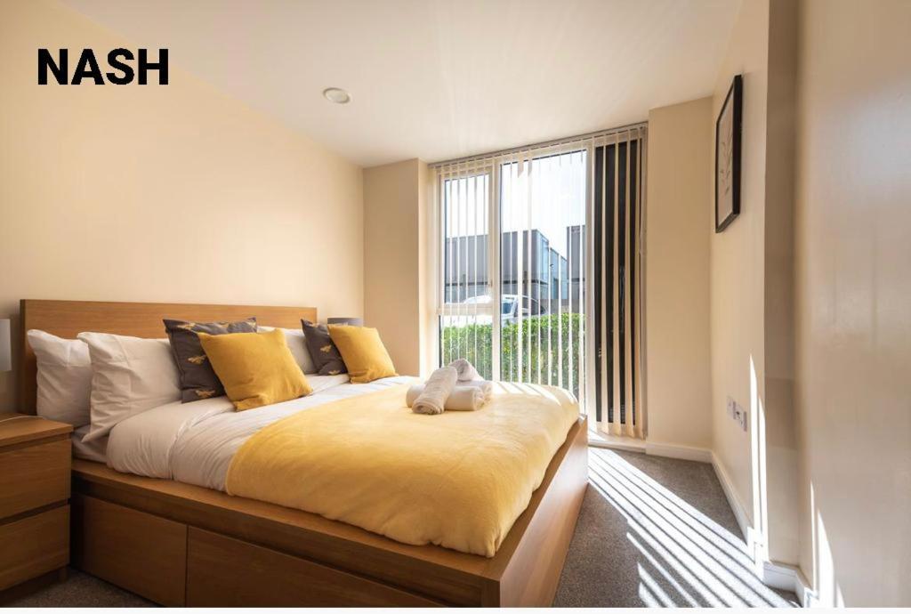 Stylish 2 Bedroom Apartment-Short Term Lets & Serviced Accomodation Ρίντινγκ Εξωτερικό φωτογραφία
